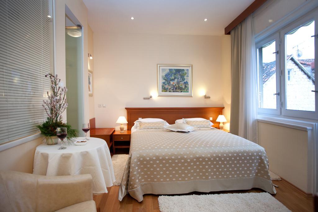 Frühstückspension Royal 4*