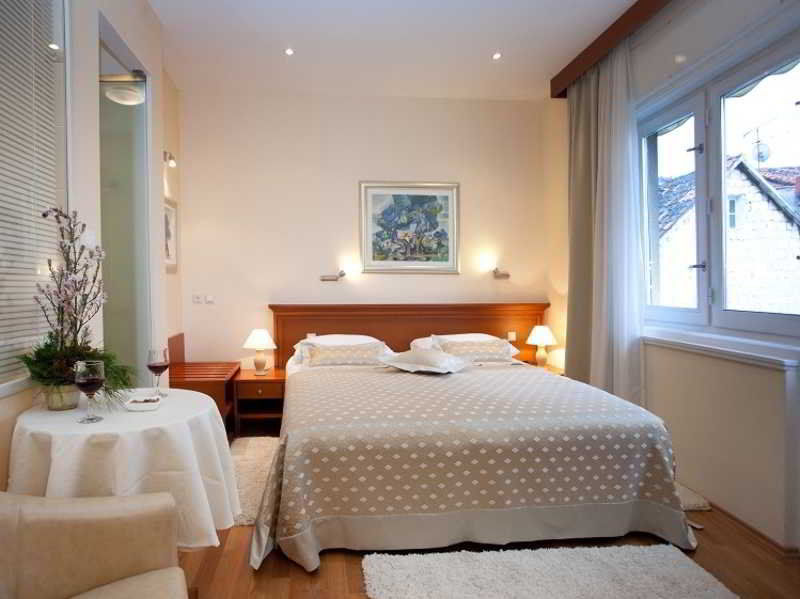 Frühstückspension Royal 4*