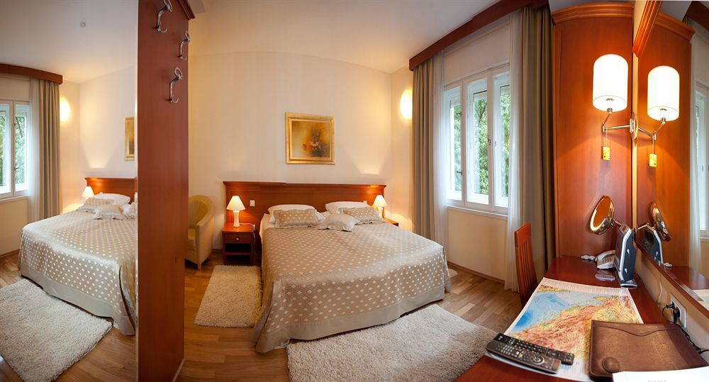 Royal Frühstückspension 4*